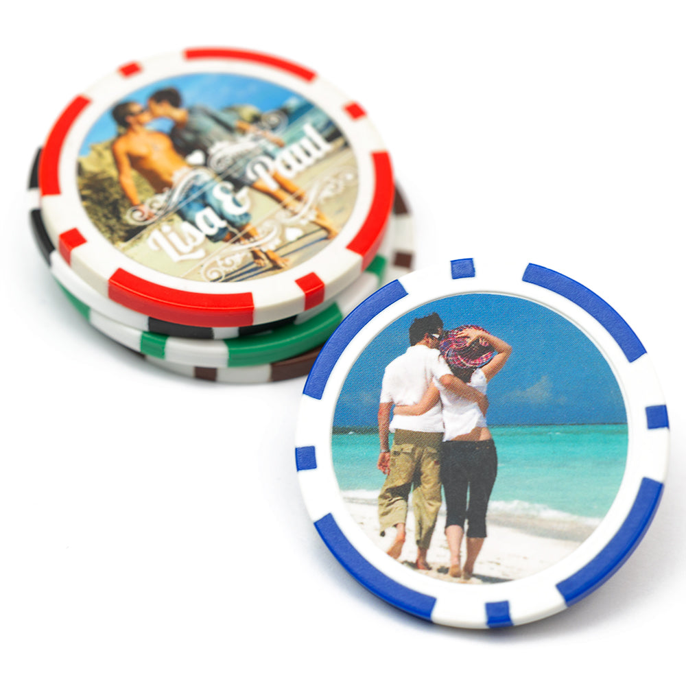 Voorbeeld zwarte pokerchip gepersonaliseerd met foto en logo – ideaal voor casino avonden, bruiloften en promotionele cadeaus
